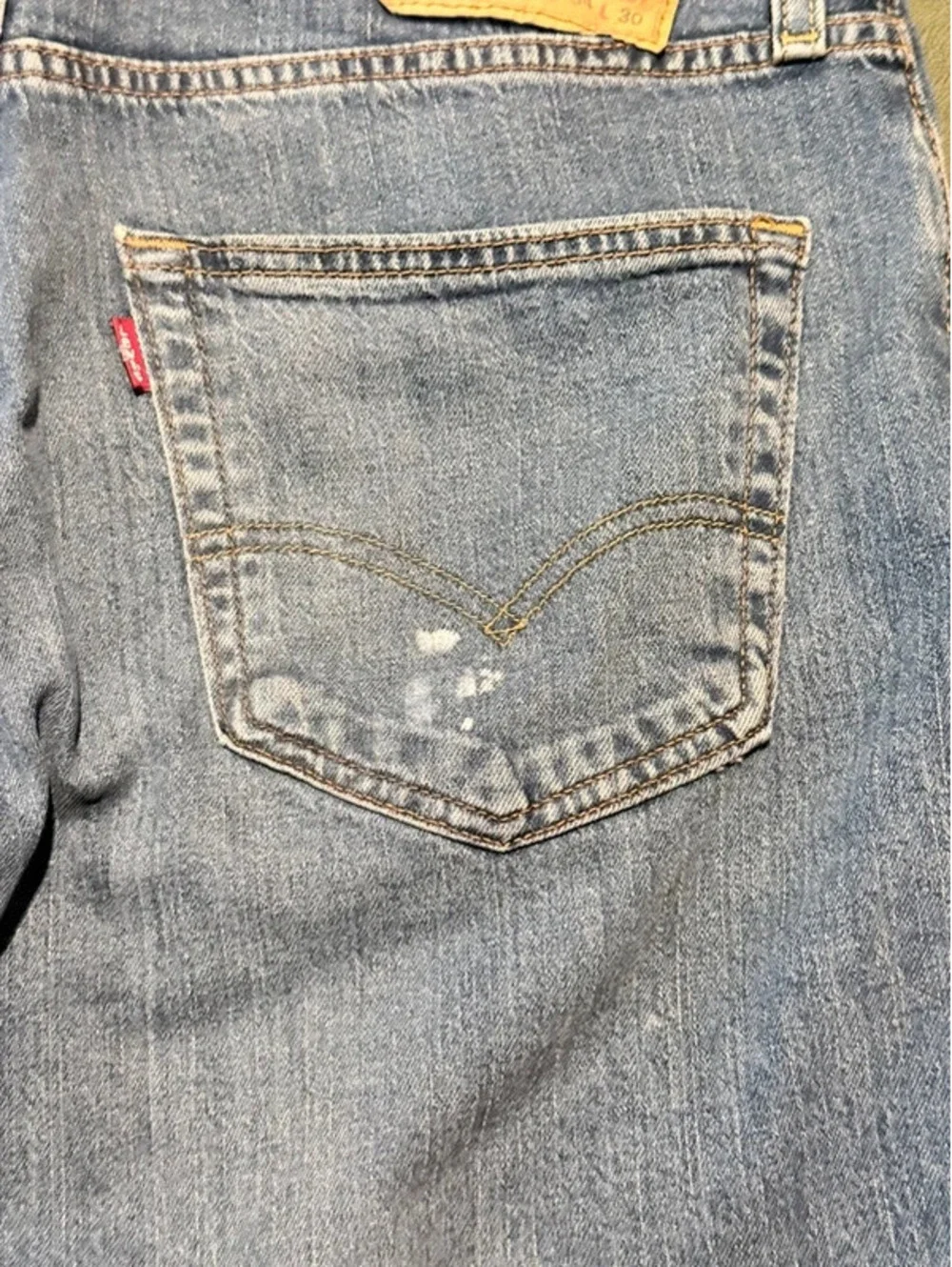 Levi’s 541 Athletic Taper Denim Cutoff Shorts W34 1197